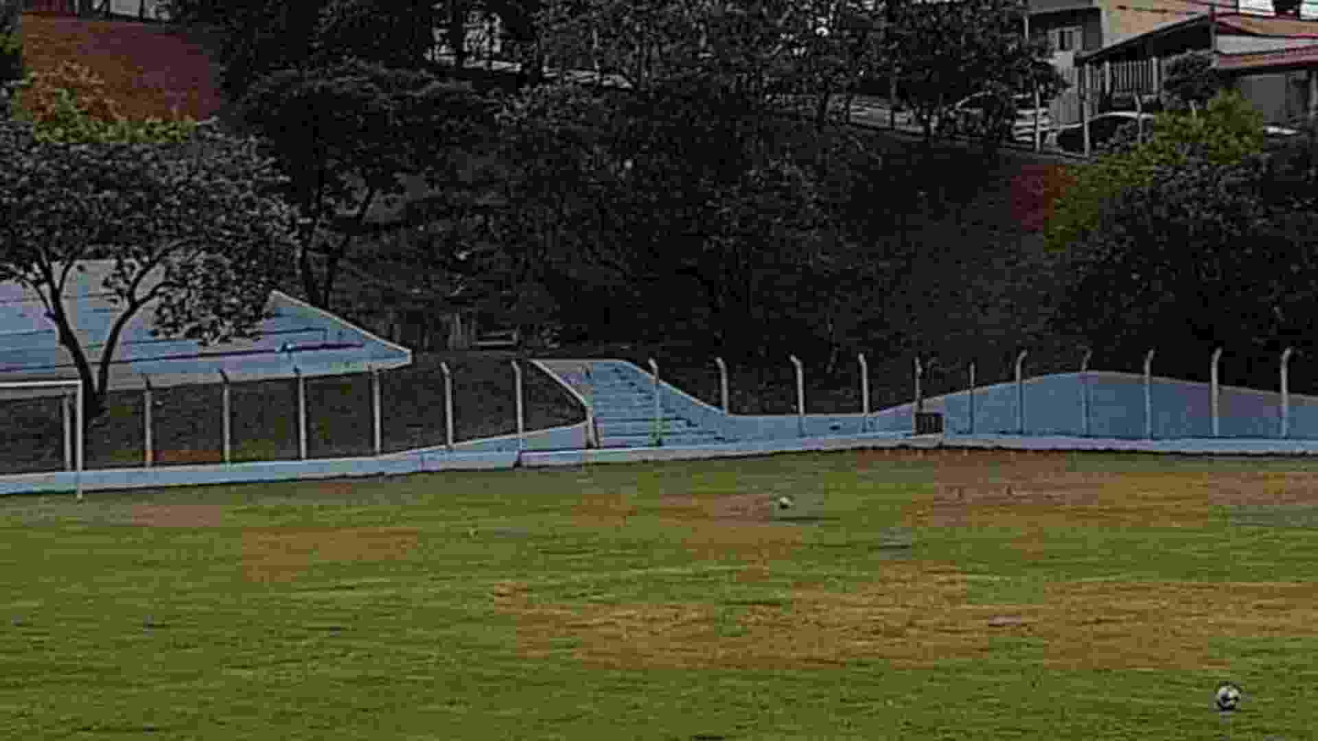 Campo de futebol em Várzea Paulista