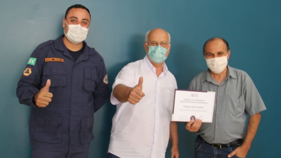 Coordenador da Defesa Civil, Thiago Schiavinato Novak, prefeito Luiz Braz e gestor Neive Noguero, do Meio Ambiente de Campo Limpo Paulista