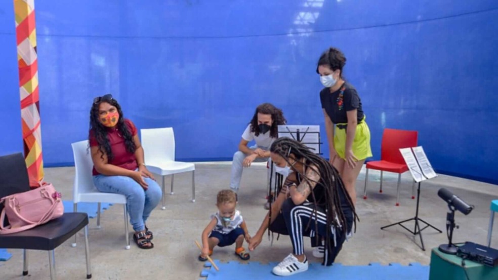 Mães e filhos gravam canções de ninar para novo projeto em jundiaí