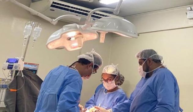 Captação de órgãos pela equipe do Hospital São Vicente. (Foto: Divulgação)