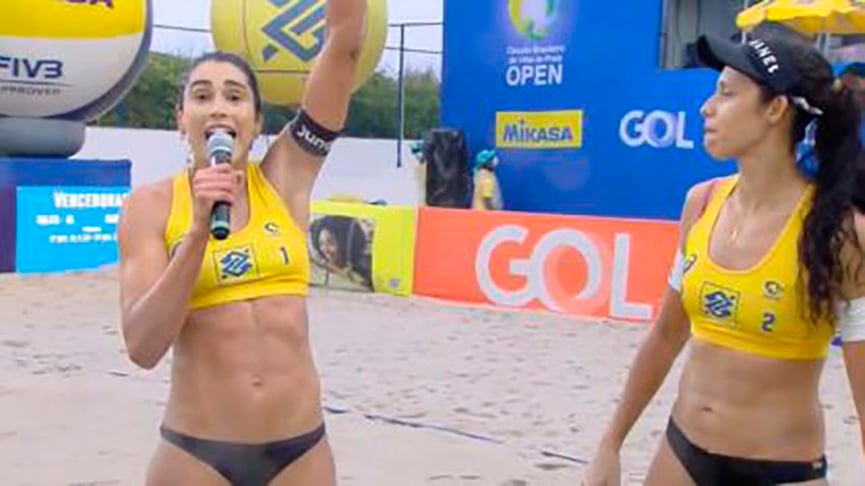 Carol Soldeberg grita: Fora Bolsonaro. (Foto: Divulgação)