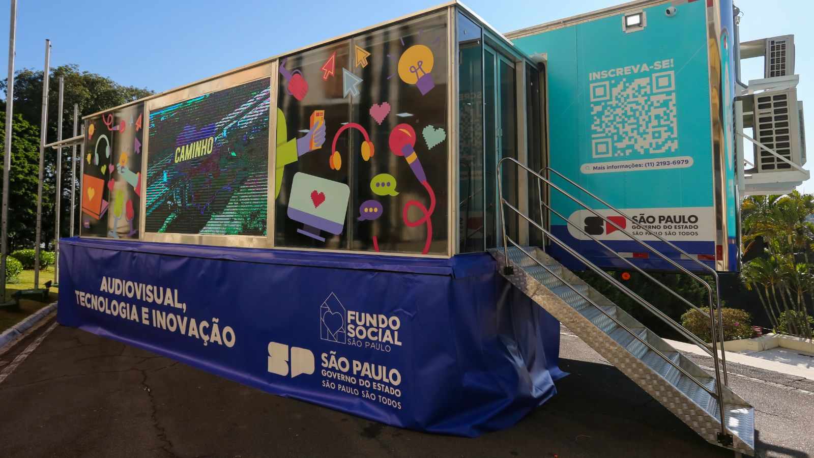 Carreta da capacitação.