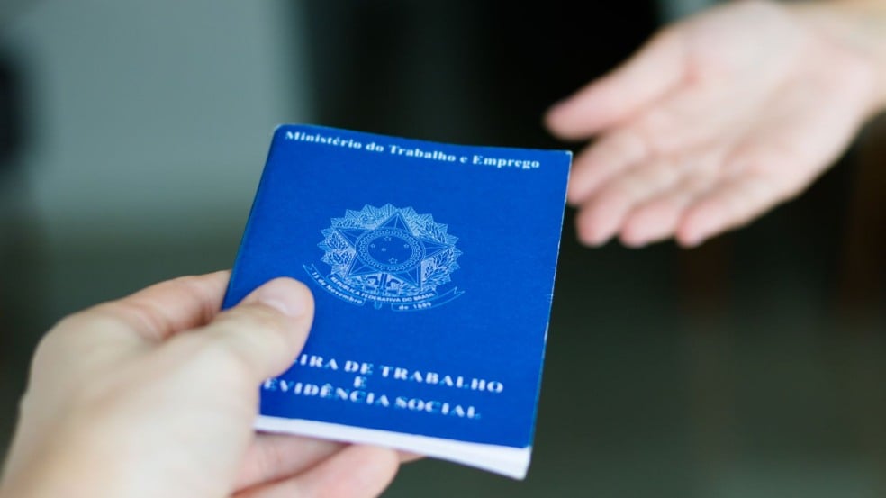 Carteira de trabalho.
