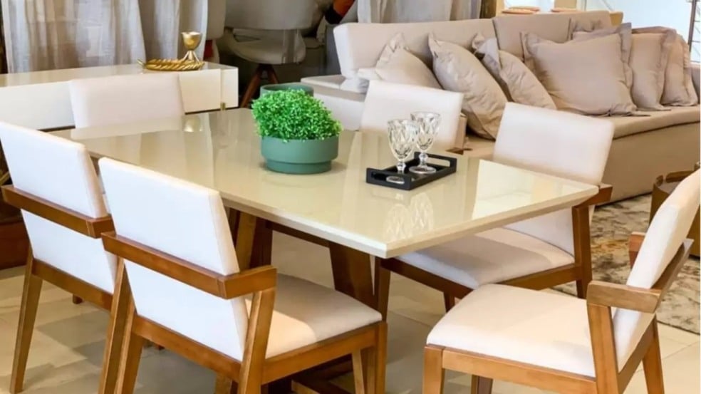 Casa Cenário faz Bota Fora em Jundiaí com móveis de qualidade e descontos de até 80%