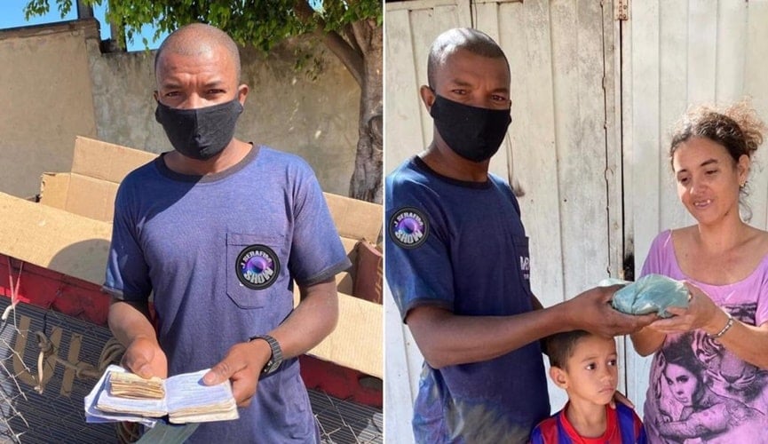 Foto de homem entregando dinheiro