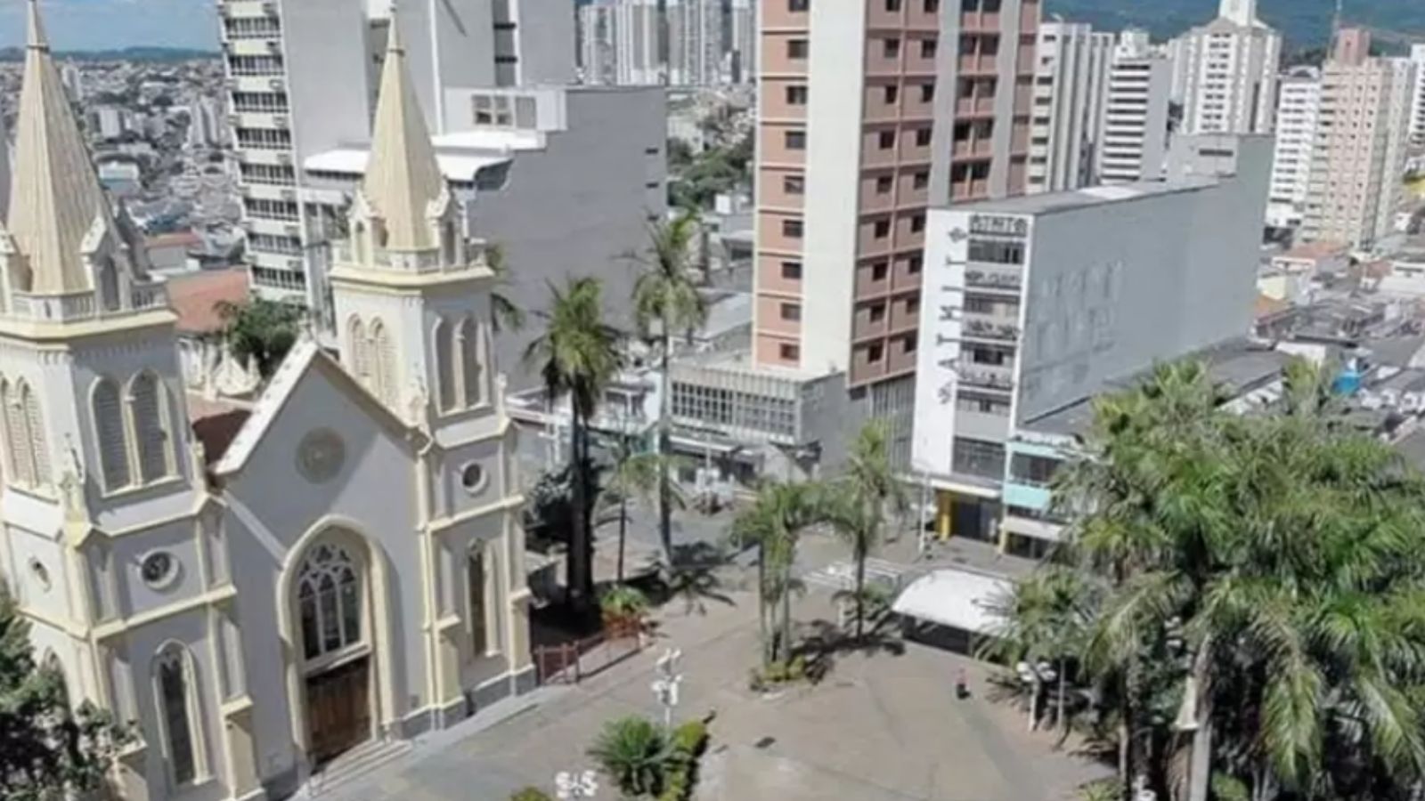 Catedral de Jundiaí vista de cima.
