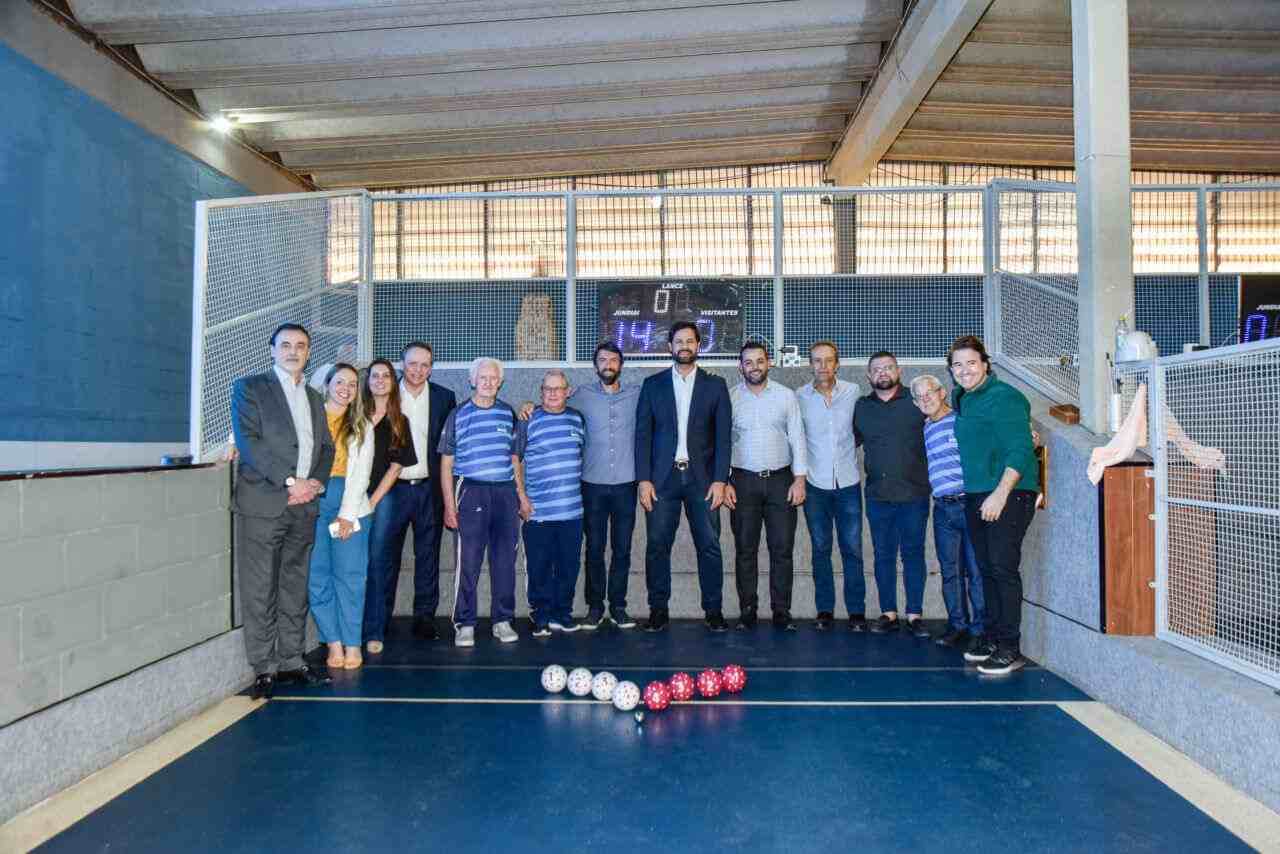 Autoridades fazem a estreia oficial da cancha de bocha do CECE Antonio de Lima