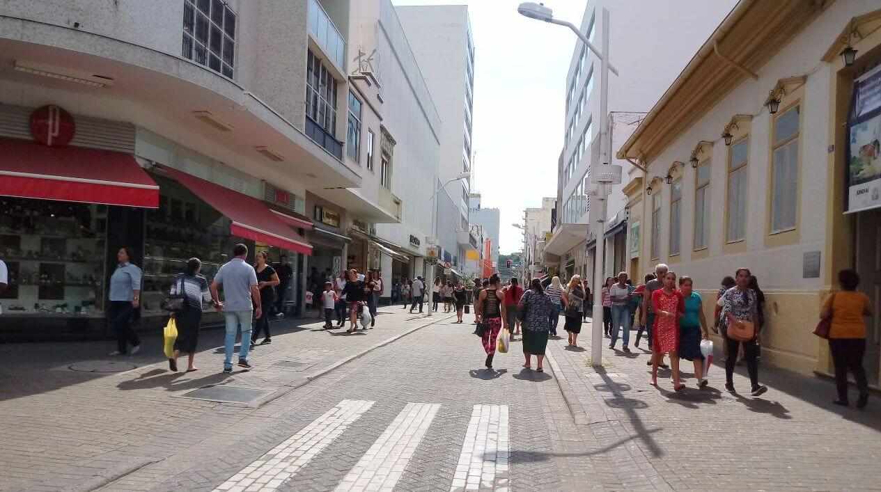 Centro de Jundiaí em dia de compras