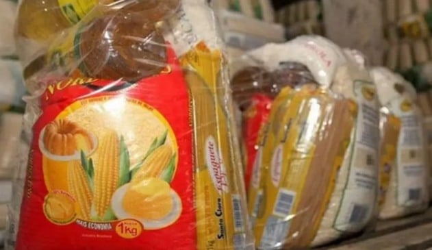 Foto de cesta básica