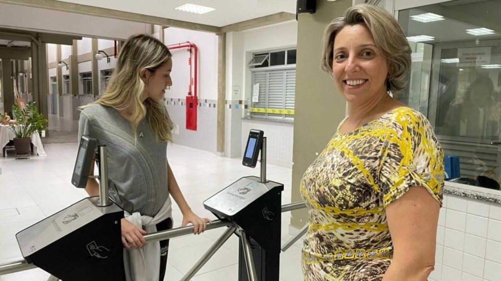 Entrada do Colégio Divino Salvador.