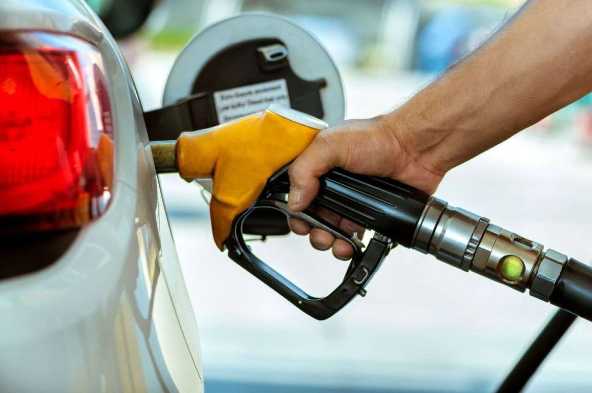 Petrobras anuncia aumento no preço da gasolina e do diesel a partir de quarta (16)