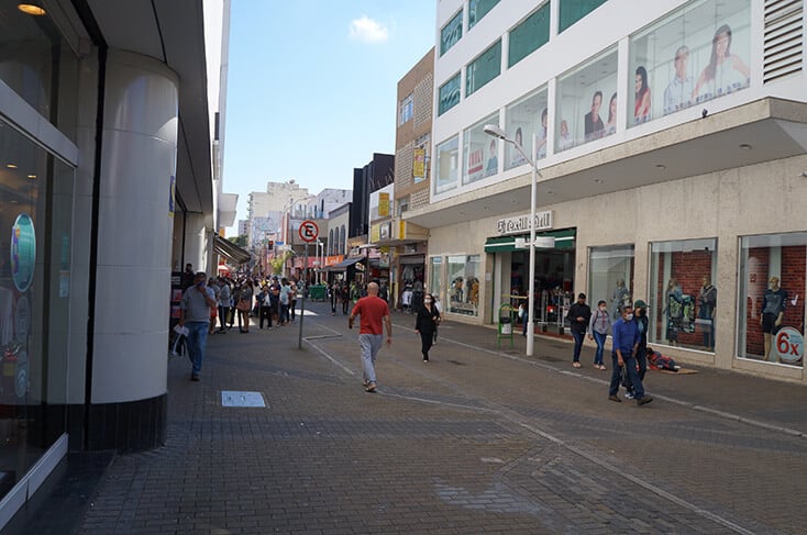 Comerciantes iniciam o mês de agosto com a expectativa de aumento das vendas. (Foto: Divulgação/ACE)