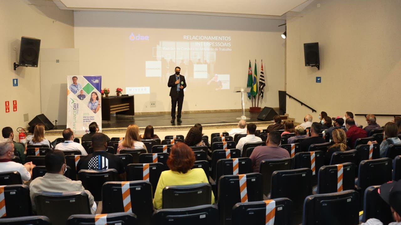DAE Jundiaí promove Compliance Day: “É preciso pensar antes de agir”, afirma especialista DAE Jundiaí promove Compliance Day: “É preciso pensar antes de agir”, afirma especialista
