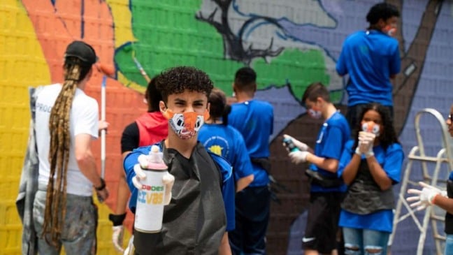 comunidades_criativas-grafite-compressed