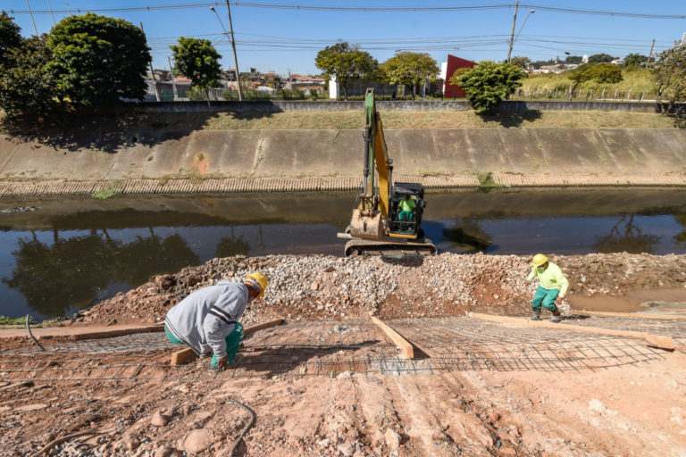 contencao-e-recuperacao-margem-rio-jundiai-3-compressed