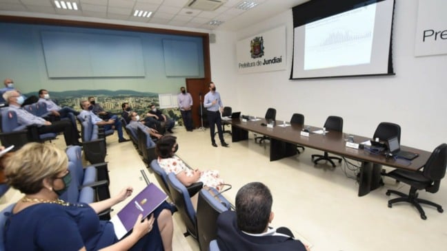Reunião entre prefeitos da AUJ sobre leitos e medidas de prevenção da Covid-19 em Jundiaí