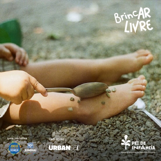 criança-brincando-ao-ar-livre-jundiaí-agosto-dourado