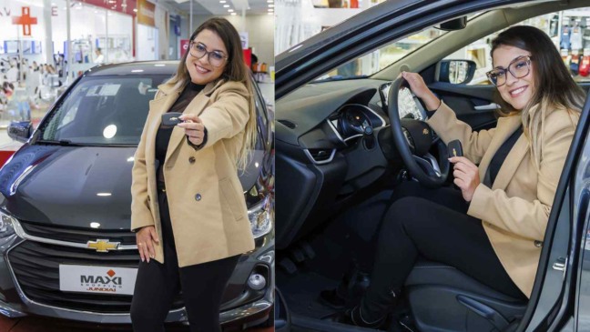 Mulher com carro 0km.
