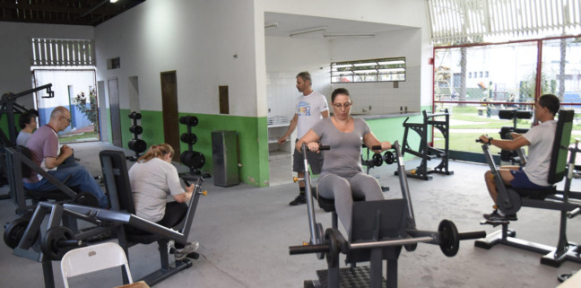 Academia do CECE Francisco Dal Santo foi uma das que recebeu novos aparelhos