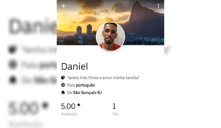 Motorista da Uber socorre mãe e filha, espera no hospital e não cobra corrida