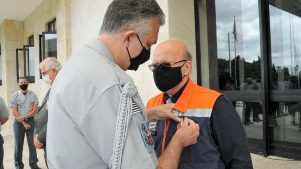 Defesa Civil de Jundiaí recebe condecoração estadual