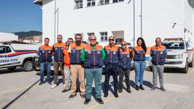Equipe da Defesa Civil de Jundiaí.