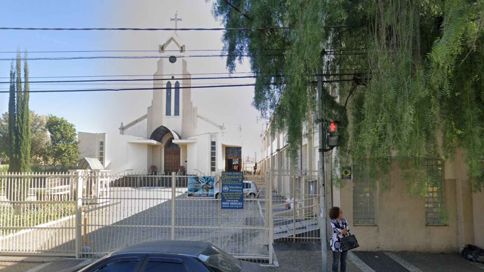 Fachada da paróquia santa teresinha.