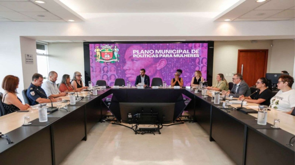 Reunião na Prefeitura de Jundiaí.