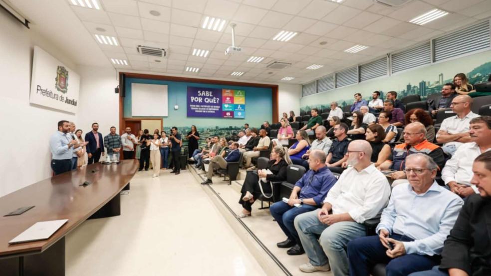 Reunião de alinhamento com Legislativo.