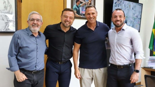 Prefeito de Itupeva com representantes da Alfafrio