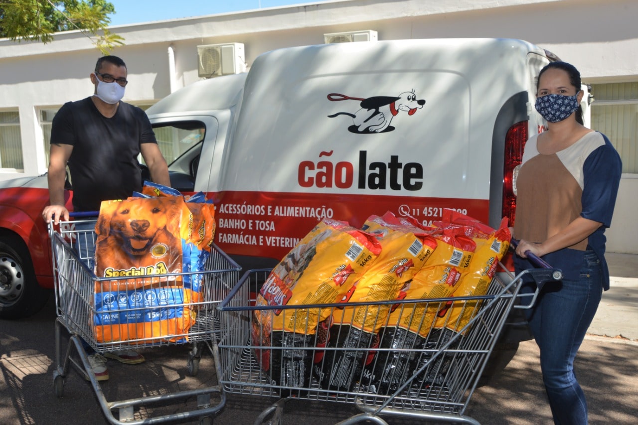 Foto de carrinhos com rações