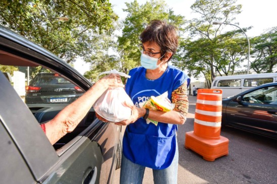 Jundiaí arrecada mais de 60 toneladas de alimentos durante vacinação