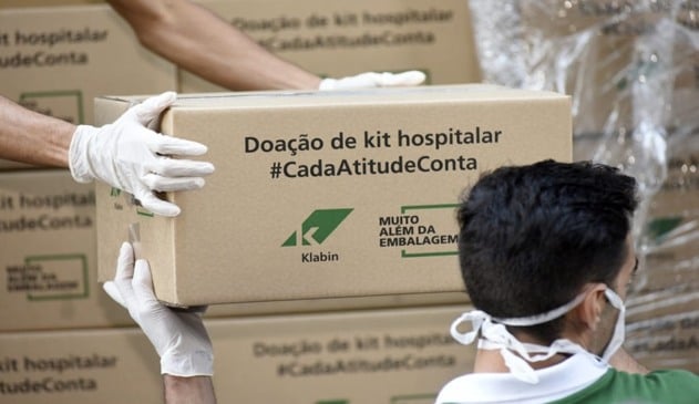 Foto de caixa de doação de equipamentos