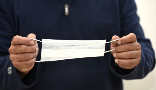 Foto de máscara descartável