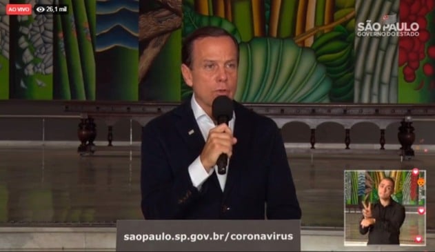 João Doria durante coletiva de imprensa