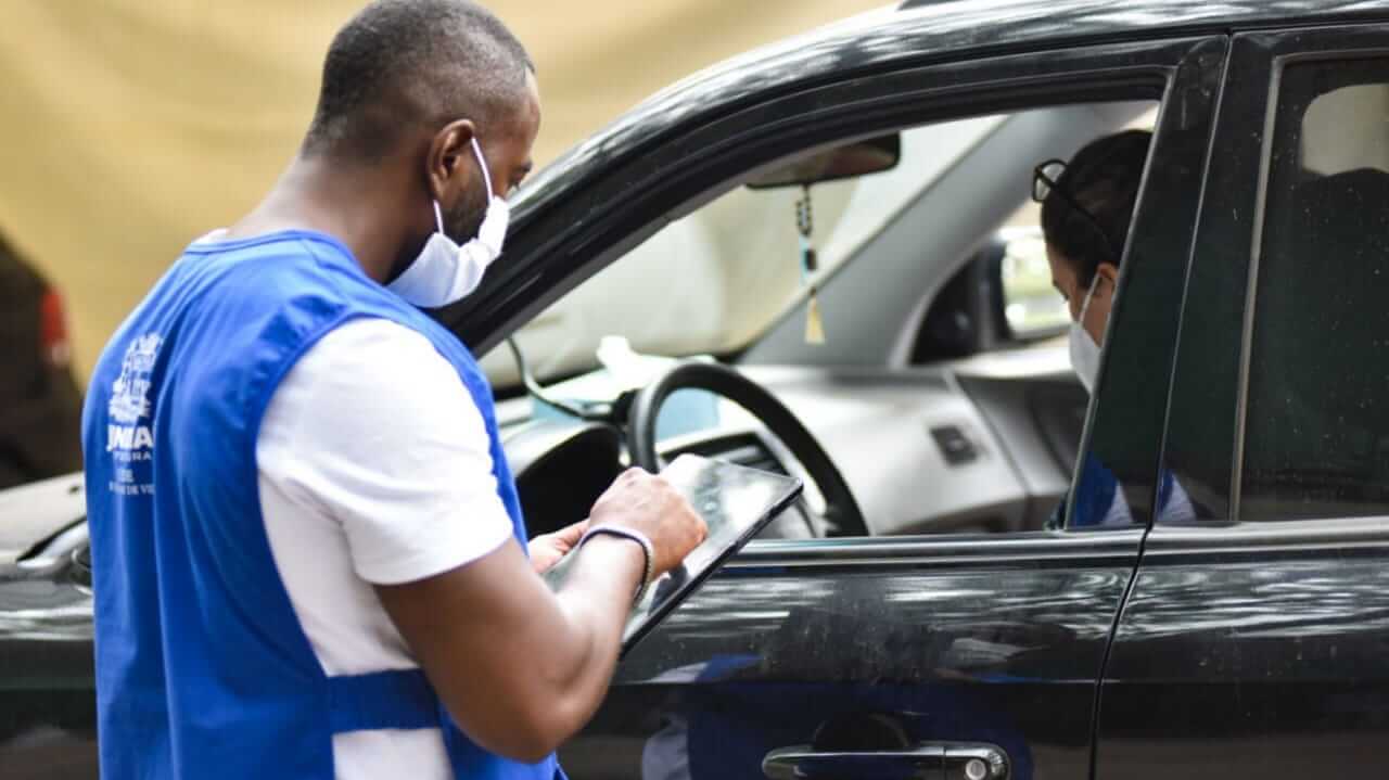 Drive-thru de vacinação contra Covid19 em Jundiaí