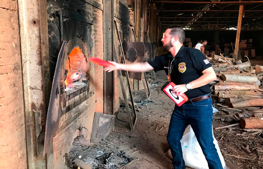 Marcel Fehr comanda operação de incineração de drogas em Jundiaí. (Foto: Divulgação) Marcel Fehr comanda operação de incineração de drogas em Jundiaí. (Foto: Divulgação)