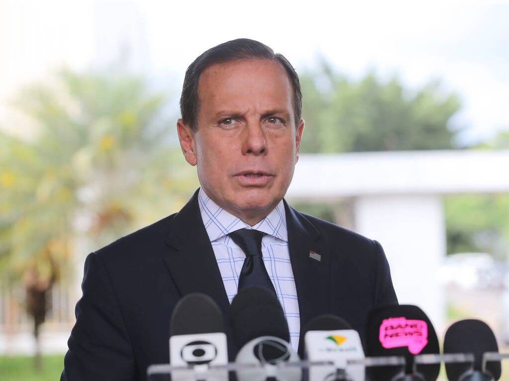 O governador de São Paulo, João Doria, fala à imprensa