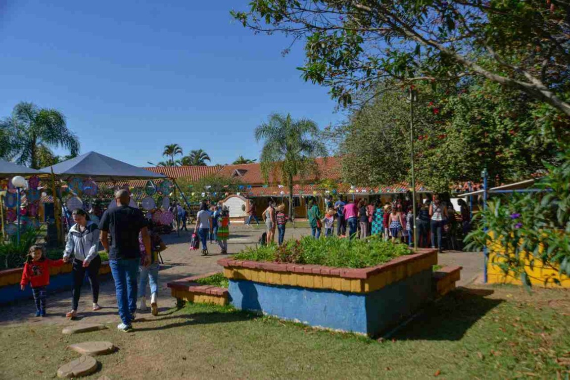 EMEB Aparecida Merino