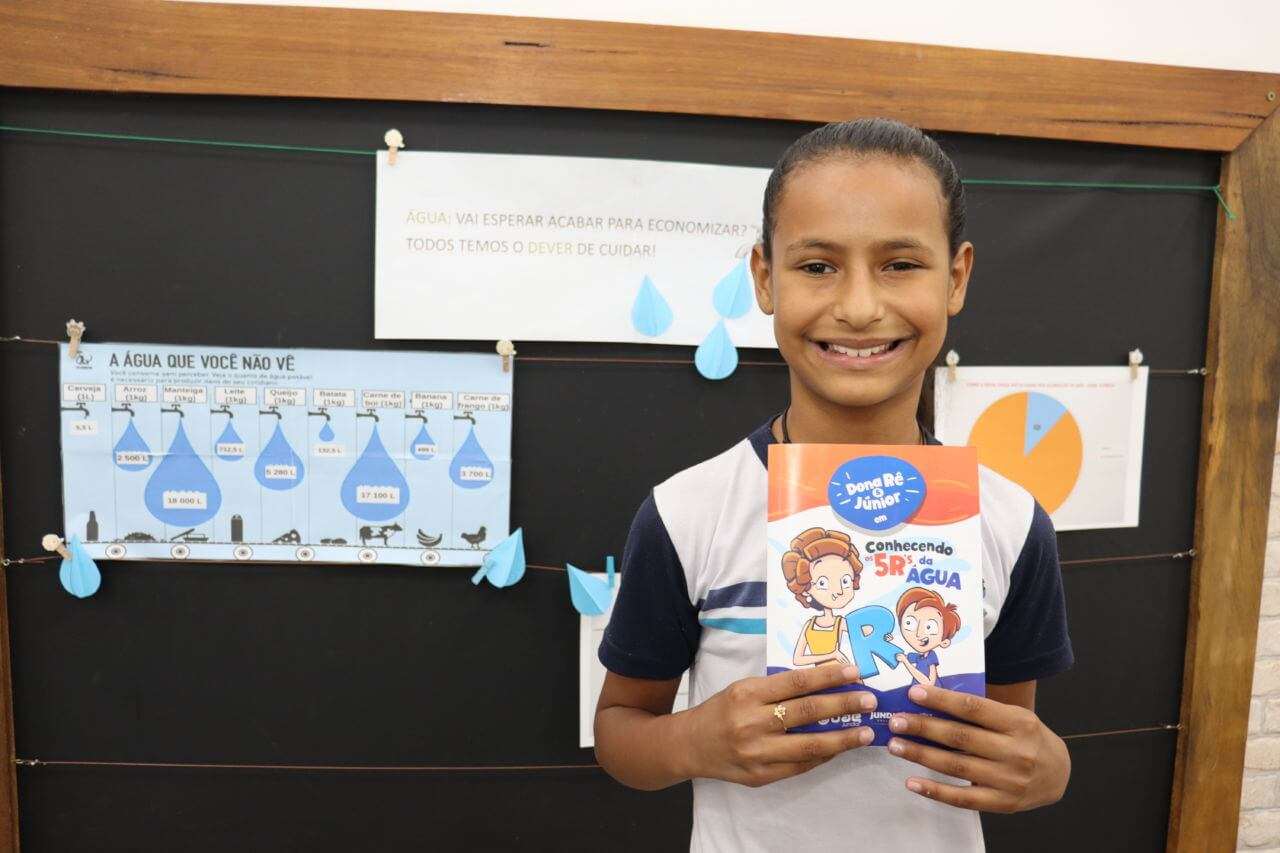 Neli Vitória adorou conhecer os cinco erres da água