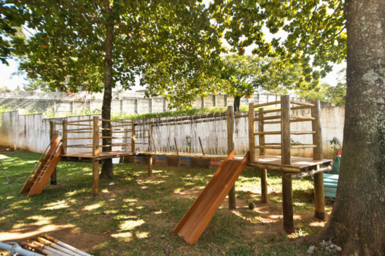 Construção de casa na árvore é destaque na EMEB do Jardim Tarumã, em Jundiaí