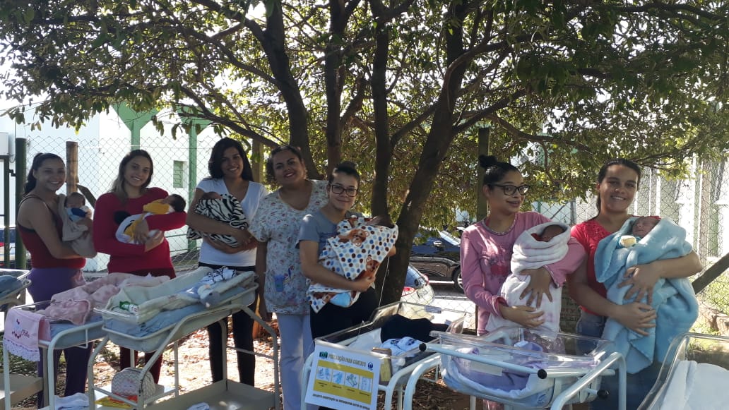 Sol estimula a produção de vitamina D: desenvolvimento, fortalecimento e prevenção de doenças