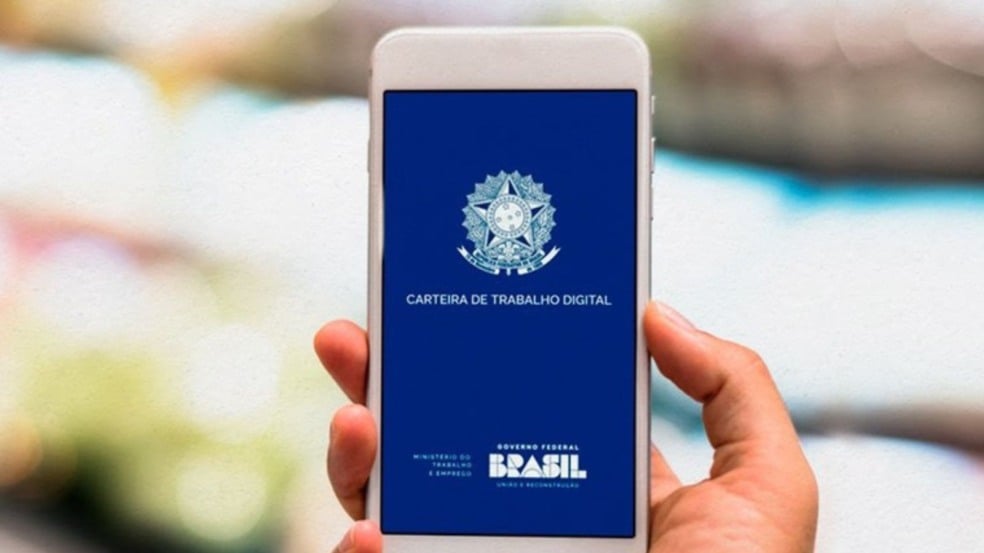 Carteira digital em tela de celular.