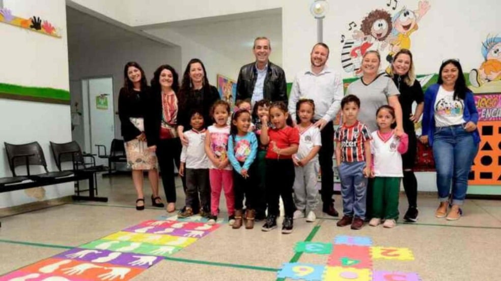 entrega-brinquedos-e-materiais-esportivos-varzea-paulista-compressed-compressed