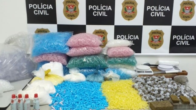 Drogas apreendidas pela Dise Jundiaí em chácara na cidade