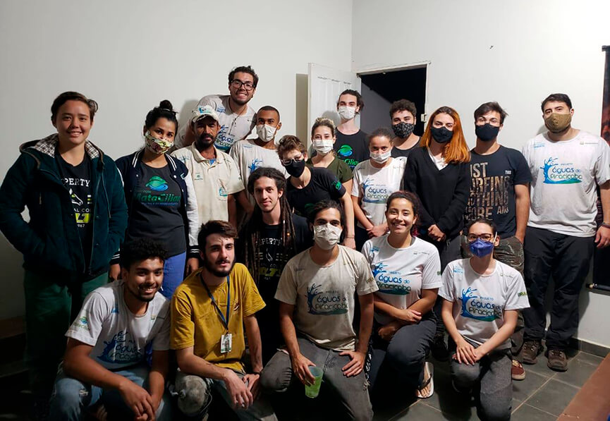 Equipe Associação Mata Ciliar. (Foto: Divulgação)