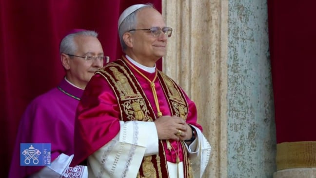 Novo papa eleito.