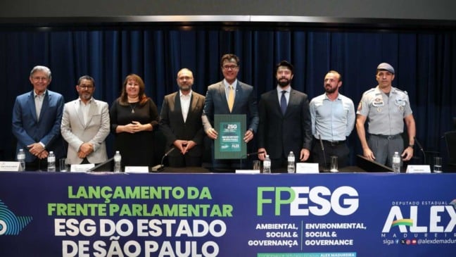 Autoridades de Jundiaí e do Estado em evento de ESG.