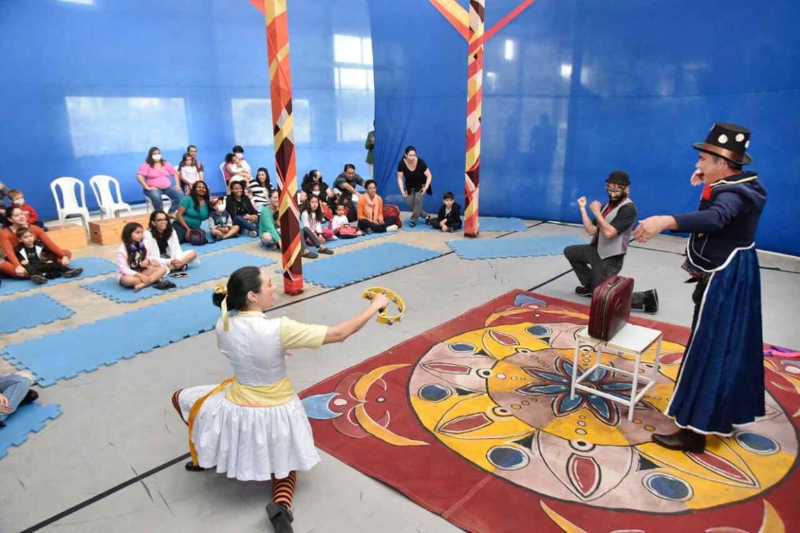 Programação traz a Cia. Grifo de Teatro, com a peça “O Sapato do Palhaço” no sábado (17) e a Trupe Pling! com seu “Circo Parque” no domingo(18)