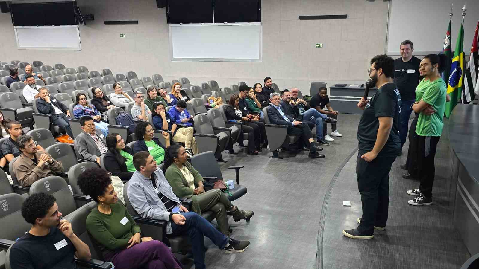Estudantes da Faculdade de Medicina de Jundiaí.